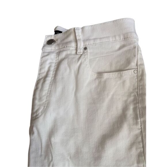 Ann Taylor White Skinny Jeans- Size 6 - Picture 2 of 7